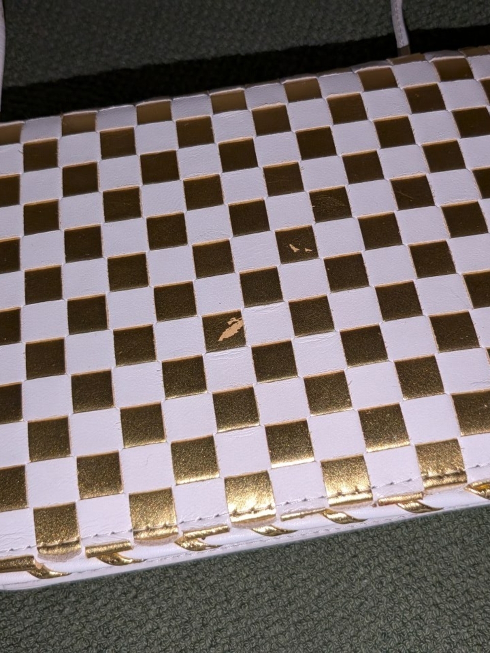Vtg- Donald J. Pliner Women’s Small White/Gold Checkered Crossbody Mag Strap